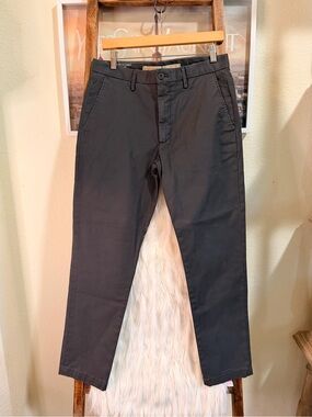 Banana Republic Men’s Blue Chinos Dress Pants